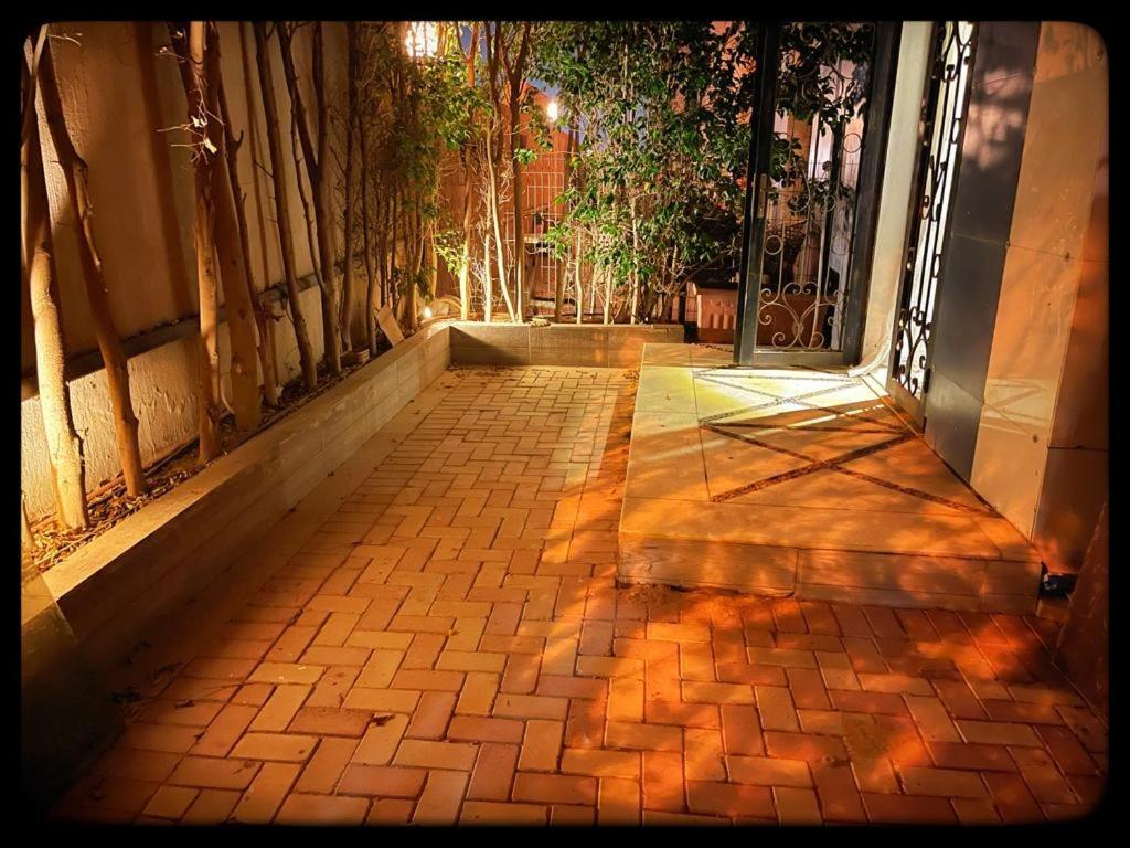 Apartment 2 Bedrooms Elegant New *
