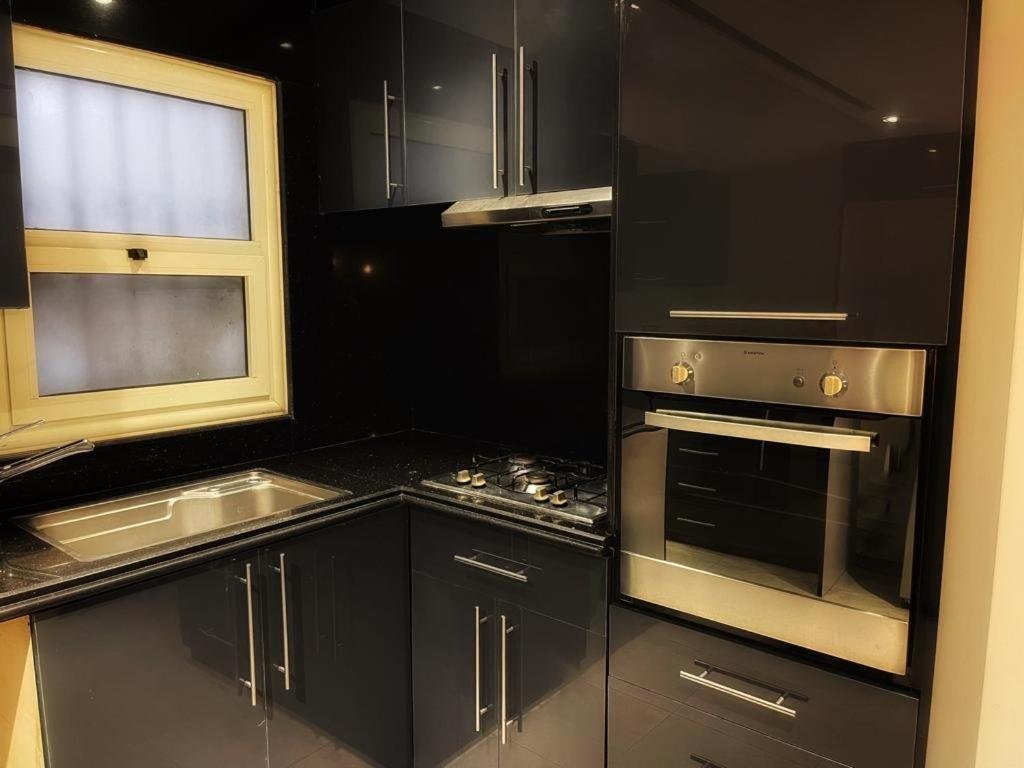 2 Bedrooms Elegant New Cairo