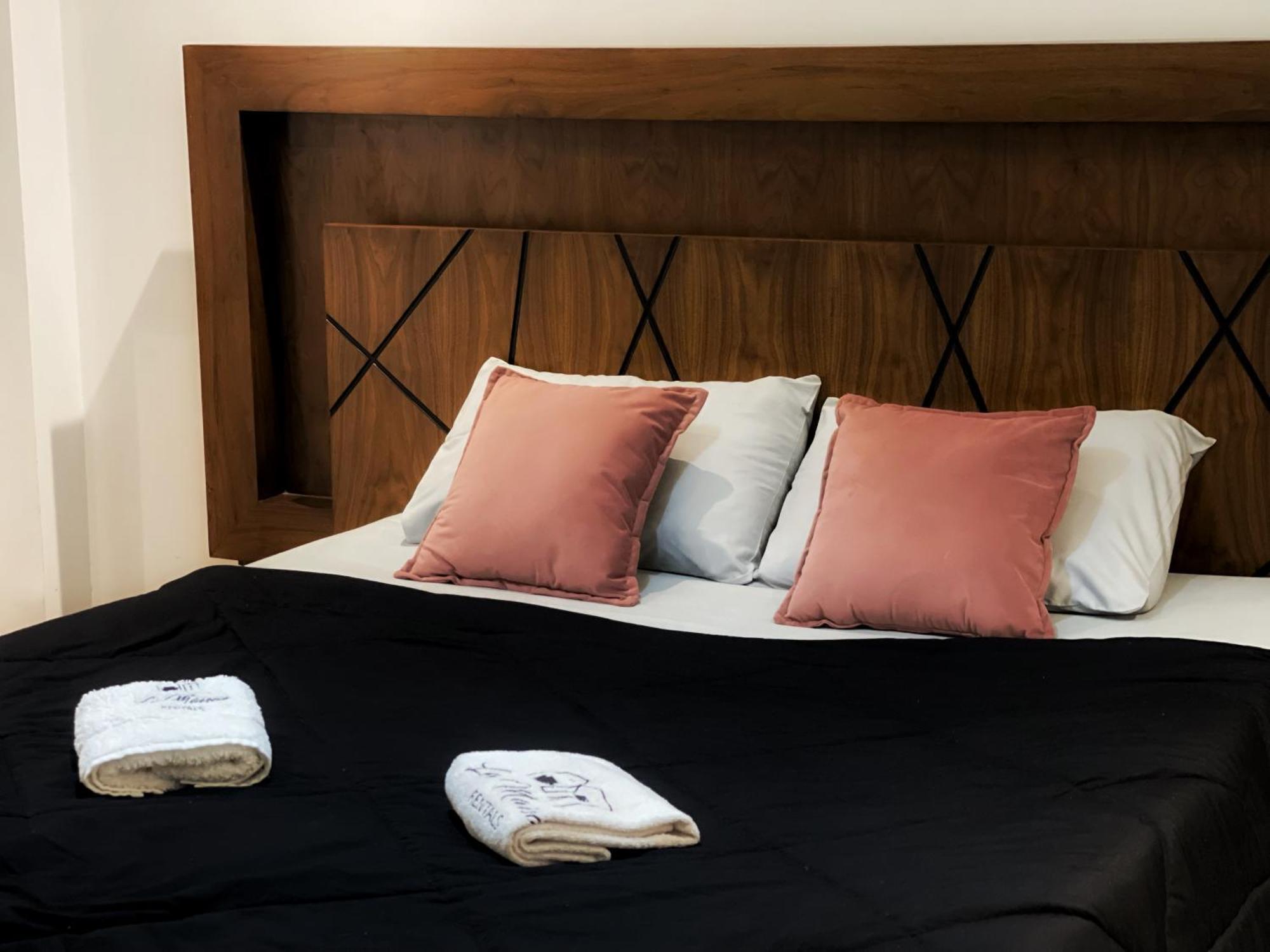 2 Bedrooms Elegant New Apartment *