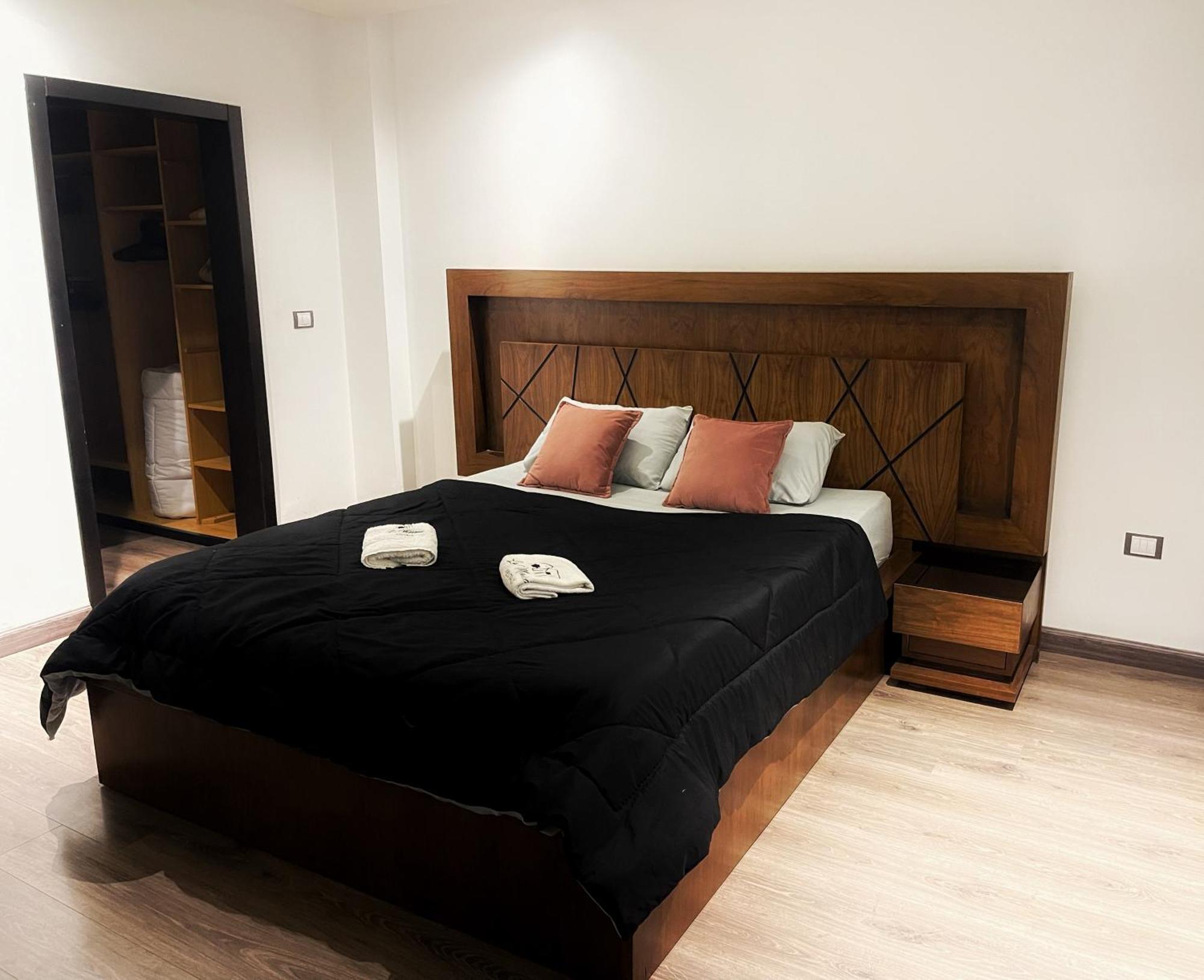Apartment 2 Bedrooms Elegant New Cairo